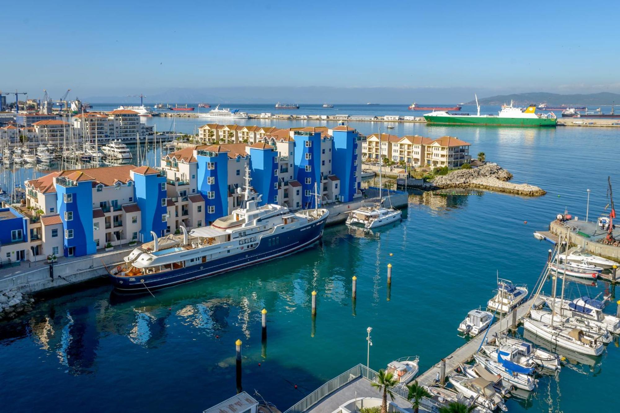 Luxury Modern Apartment With Exceptional Views! Hosted By Sweetstay Gibraltar Exterior photo