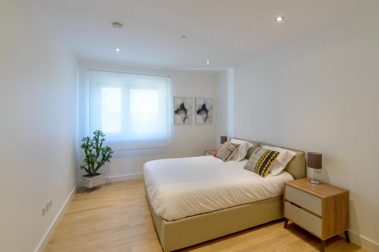 Luxury Modern Apartment With Exceptional Views! Hosted By Sweetstay Gibraltar Exterior photo