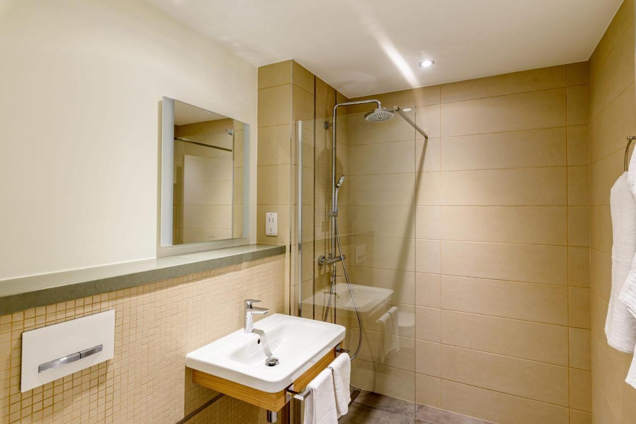 Luxury Modern Apartment With Exceptional Views! Hosted By Sweetstay Gibraltar Exterior photo