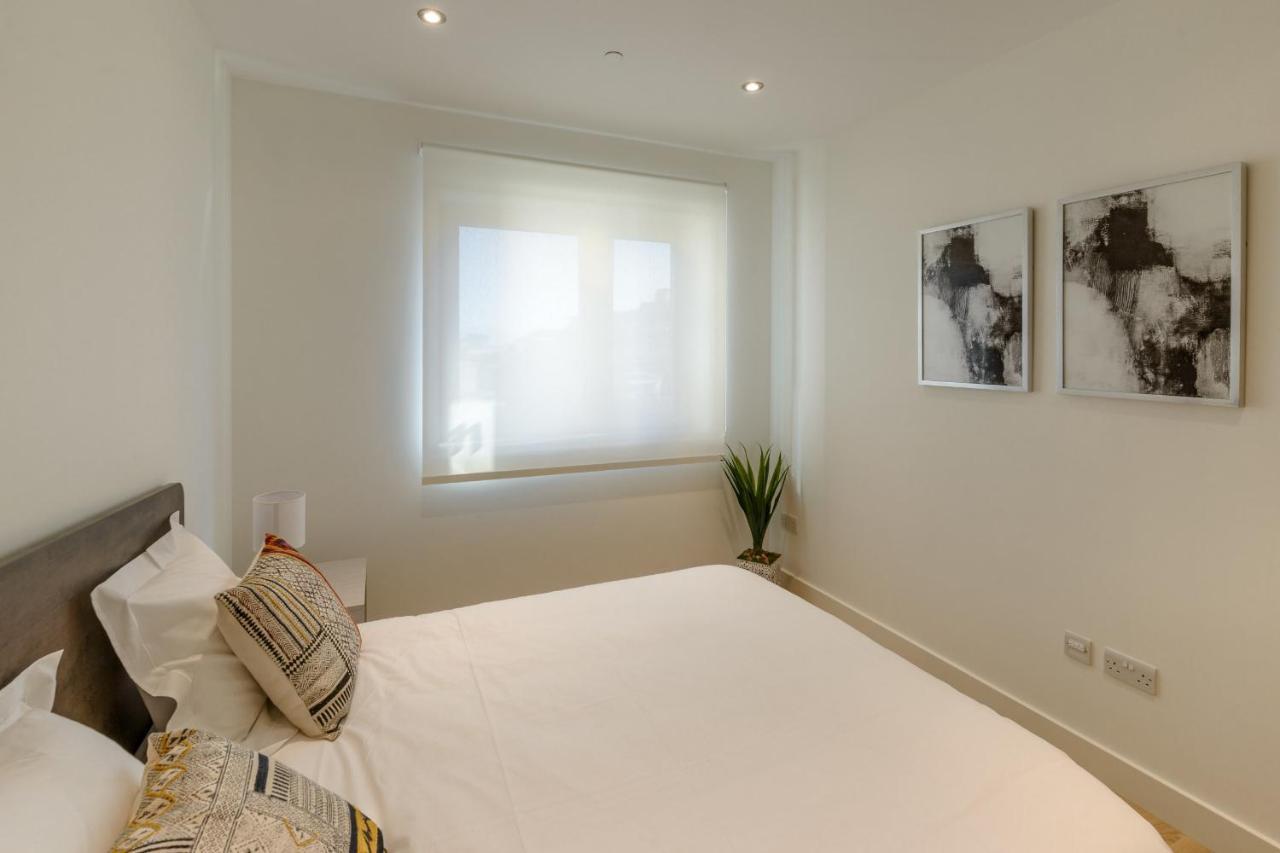 Luxury Modern Apartment With Exceptional Views! Hosted By Sweetstay Gibraltar Exterior photo